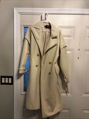 Cream Women   Double-Breasted Trench Coat